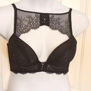 ❤Sold❤Victoria's Secret Very Sexy Push-up Bra Size 32DD NWT